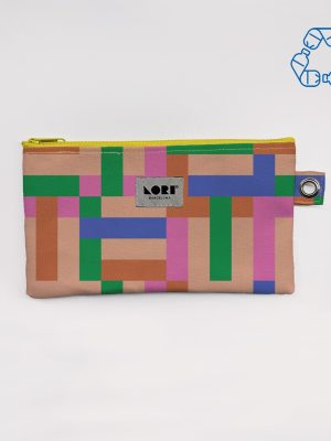 Estuche estampado geométrico